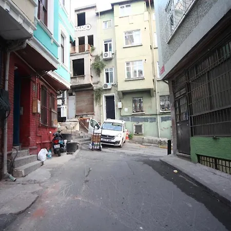Apartment Private In Heart Of Taksim Square 1 Istanbul