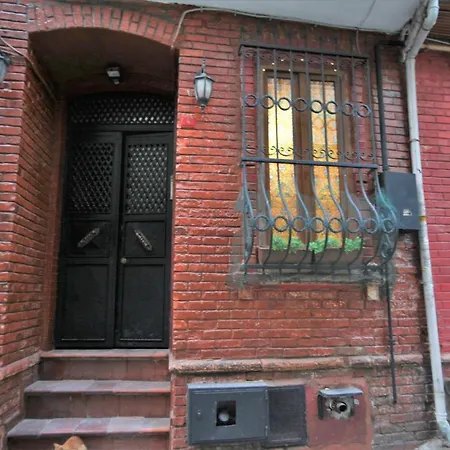 Apartment Private In Heart Of Taksim Square 1 *